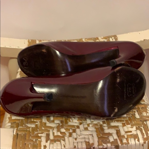 Stuart Weitzman Oxblood Peep Toe Heels Sz 6 - Picture 5 of 5